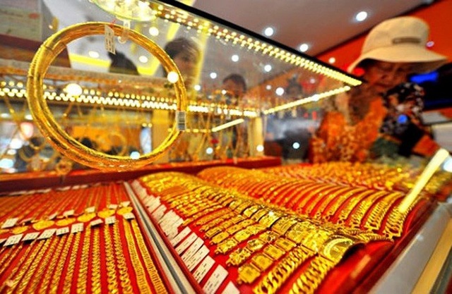 Giá vàng lên 51 triệu đồng/lượng: Nợ đột ngột tăng gấp đôi, người vay vàng khóc ròng - 1