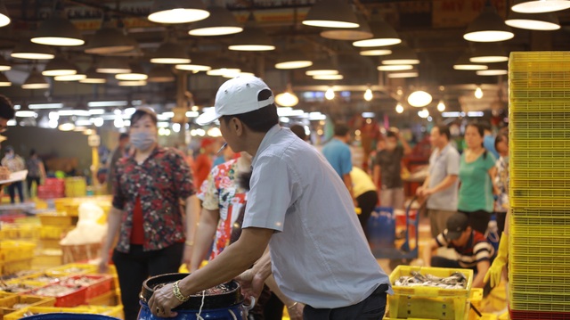 Giàu lên nhờ nghề ngủ ngày cày đêm - 7 Giàu lên nhờ nghề ngủ ngày cày đêm - 7