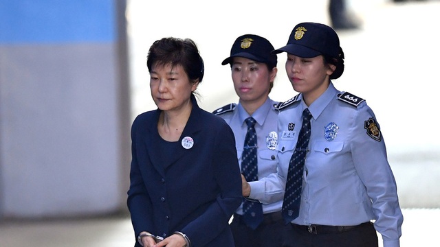 Cựu Tổng thống Hàn Quốc lĩnh án 20 năm tù