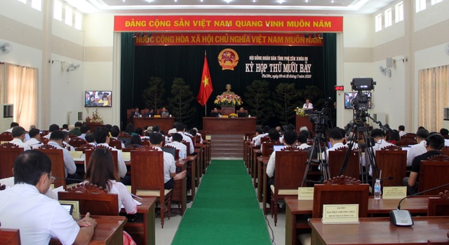 Miễn nhiệm chức danh Chủ tịch HĐND đối với Bí thư tỉnh Phú Yên