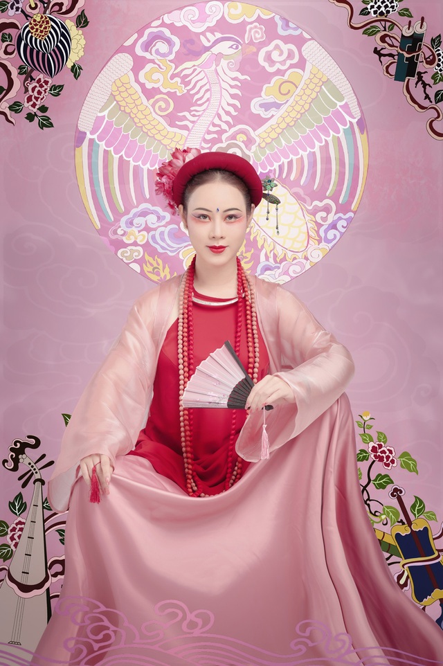 Vợ kém 18 tuổi của ca sĩ Việt Hoàn từng vỡ mộng đòi ly dị chồng - 3 Vợ kém 18 tuổi của ca sĩ Việt Hoàn từng vỡ mộng đòi ly dị chồng - 3