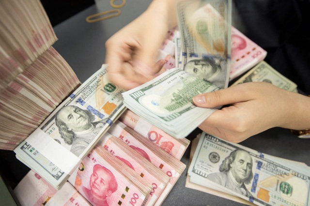 Đồng Nhân dân tệ không thể cạnh tranh với đồng USD - 1 Đồng Nhân dân tệ không thể cạnh tranh với đồng USD - 1
