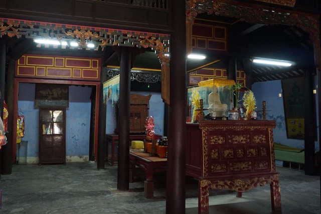 Cận cảnh vương phủ rộng 2000m2, chứa nhiều đồ cổ độc đáo ở Huế - 6 Cận cảnh vương phủ rộng 2000m2, chứa nhiều đồ cổ độc đáo ở Huế - 6