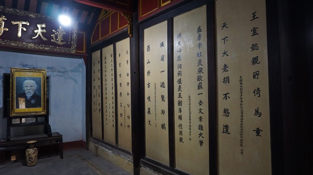 Cận cảnh vương phủ rộng 2000m2, chứa nhiều đồ cổ độc đáo ở Huế - 11 Cận cảnh vương phủ rộng 2000m2, chứa nhiều đồ cổ độc đáo ở Huế - 11
