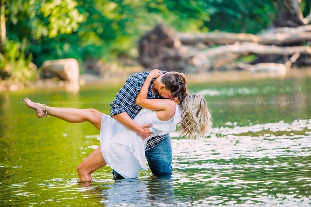 Bộ ảnh gây sốt ghi lại cuộc hẹn hò chụp ảnh của hai người xa lạ - 17 Bộ ảnh gây sốt ghi lại cuộc hẹn hò chụp ảnh của hai người xa lạ - 17