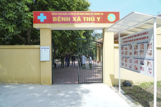 Chiêm ngưỡng khả năng đặc biệt trong trấn áp tội phạm của chó nghiệp vụ - 10 Chiêm ngưỡng khả năng đặc biệt trong trấn áp tội phạm của chó nghiệp vụ - 10