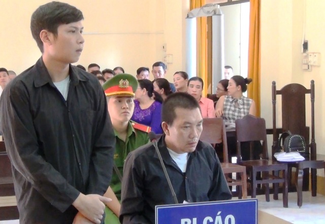 Mang tiền qua biên giới, “đại ca giang hồ” bị phạt nửa tỷ đồng - 1 Mang tiền qua biên giới, “đại ca giang hồ” bị phạt nửa tỷ đồng - 1