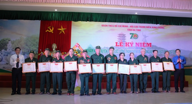 Hà Tĩnh kỷ niệm 70 năm ngày truyền thống lực lượng TNXP - 3 Hà Tĩnh kỷ niệm 70 năm ngày truyền thống lực lượng TNXP - 3