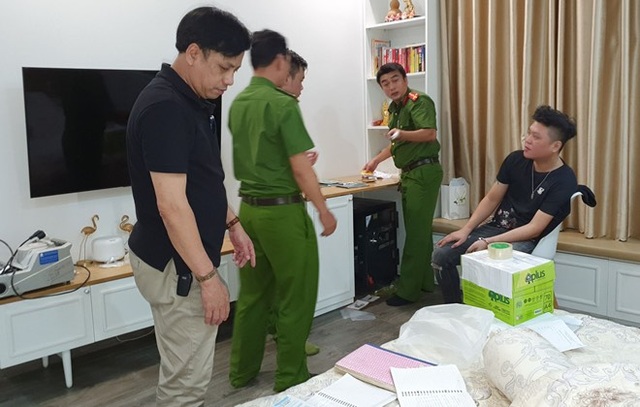 Phá đường dây cá độ qua mạng 32 triệu USD ở Đà Nẵng - 1 Phá đường dây cá độ qua mạng 32 triệu USD ở Đà Nẵng - 1
