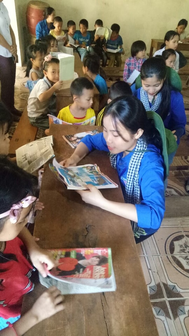 Lan tỏa mô hình “Thư viện ngày hè” của các bạn trẻ Nghệ An - 2 Lan tỏa mô hình “Thư viện ngày hè” của các bạn trẻ Nghệ An - 2