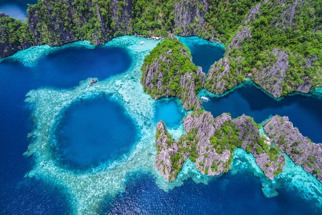 Khám phá hòn đảo đẹp nhất thế giới 2020 - 6