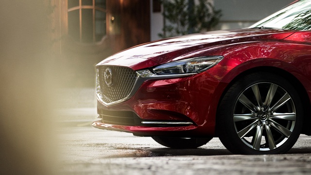 6 quyền lợi hấp dẫn dành cho khách hàng sở hữu New Mazda6 - 2 6 quyền lợi hấp dẫn dành cho khách hàng sở hữu New Mazda6 - 2