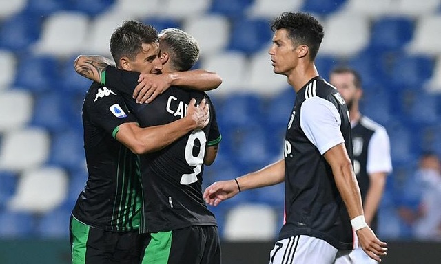 Vào bóng thô bạo, C.Ronaldo may mắn thoát thẻ đỏ - 2 Vào bóng thô bạo, C.Ronaldo may mắn thoát thẻ đỏ - 2