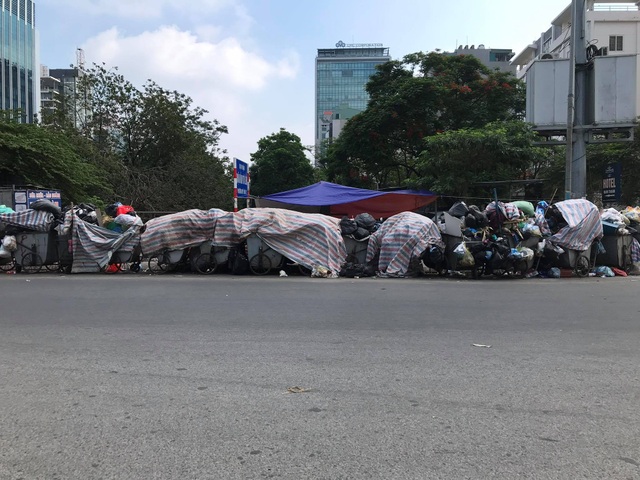 Bãi Nam Sơn bị phong tỏa, rác trong nội đô chất như núi - 10 Bãi Nam Sơn bị phong tỏa, rác trong nội đô chất như núi - 10