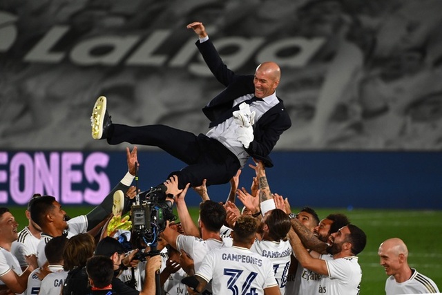 Real Madrid vô địch La Liga: “Chiếc đũa thần” của HLV Zidane - 1 Real Madrid vô địch La Liga: “Chiếc đũa thần” của HLV Zidane - 1