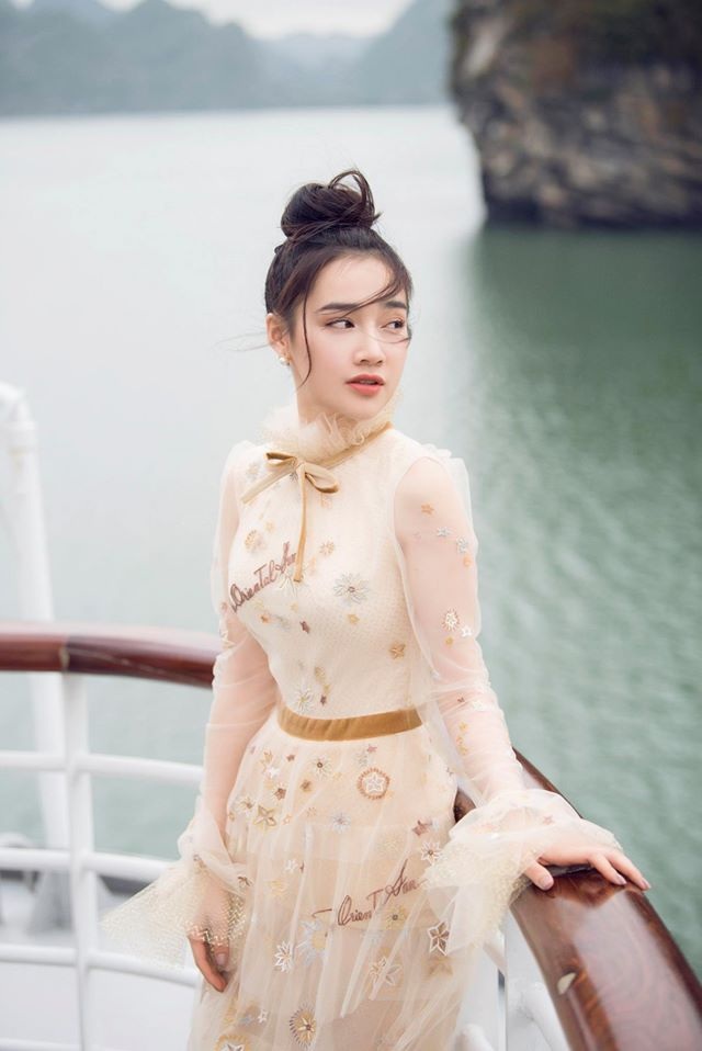 Nhã Phương đã tập dã man tàn khốc để giảm cân thần tốc sau sinh - 2 Nhã Phương đã tập dã man tàn khốc để giảm cân thần tốc sau sinh - 2