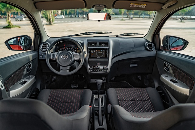 Toyota Wigo 2020 thêm trang bị, giảm giá để cạnh tranh Fadil, Grand i10 - 2 Toyota Wigo 2020 thêm trang bị, giảm giá để cạnh tranh Fadil, Grand i10 - 2