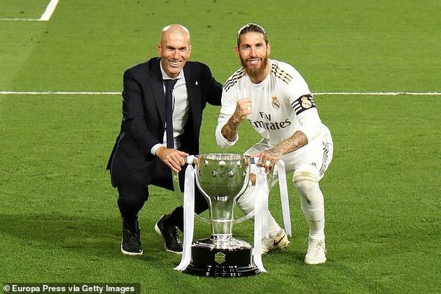 HLV Zidane: Vô địch La Liga khiến tôi hạnh phúc hơn là Champions League - 4 HLV Zidane: Vô địch La Liga khiến tôi hạnh phúc hơn là Champions League - 4