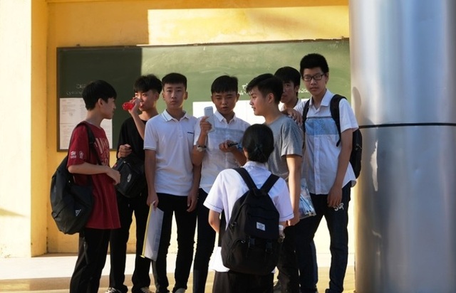 Thanh Hóa: Gần 36.000 thí sinh hoàn thành kỳ thi tuyển sinh vào lớp 10 THPT - 1 Thanh Hóa: Gần 36.000 thí sinh hoàn thành kỳ thi tuyển sinh vào lớp 10 THPT - 1