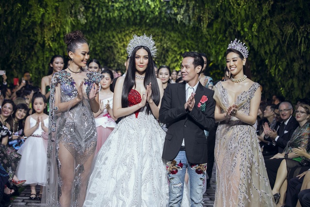 Nữ hoàng Bolero Lệ Quyên làm người mẫu cùng dàn Hoa hậu, Á hậu đình đám - 11