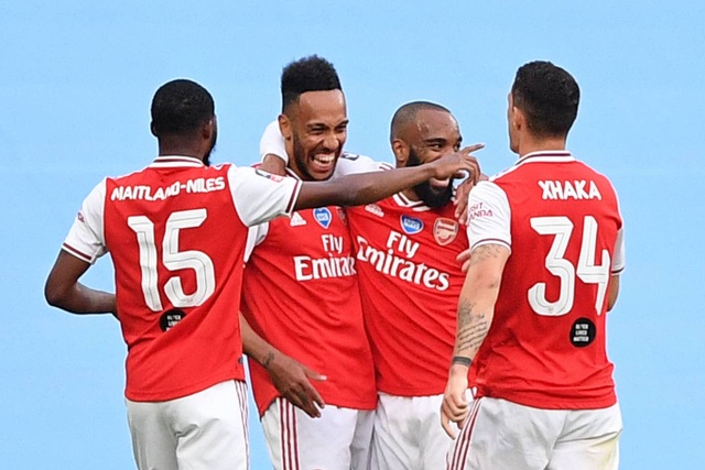 Nhìn lại chiến thắng ngọt ngào của Arsenal trước Man City - 8 Nhìn lại chiến thắng ngọt ngào của Arsenal trước Man City - 8