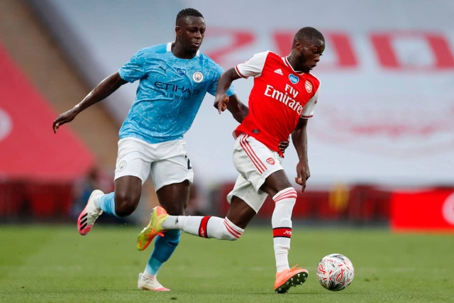 Nhìn lại chiến thắng ngọt ngào của Arsenal trước Man City - 5 Nhìn lại chiến thắng ngọt ngào của Arsenal trước Man City - 5