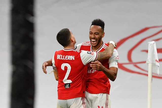 Nhìn lại chiến thắng ngọt ngào của Arsenal trước Man City - 11 Nhìn lại chiến thắng ngọt ngào của Arsenal trước Man City - 11