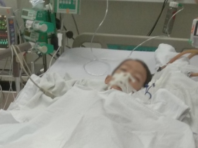 Công an vào cuộc làm rõ vụ bé trai tử vong sau ca mổ lấy đinh ở tay - 1 Công an vào cuộc làm rõ vụ bé trai tử vong sau ca mổ lấy đinh ở tay - 1