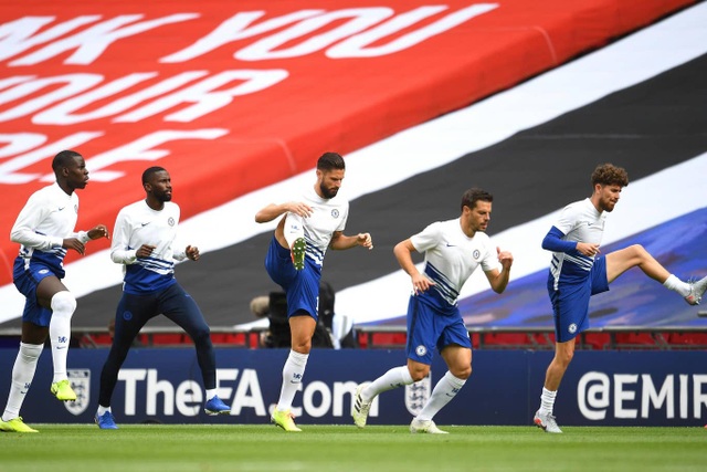 Nhìn lại thất bại đầu tiên của Solskjaer trước Lampard - 4 Nhìn lại thất bại đầu tiên của Solskjaer trước Lampard - 4