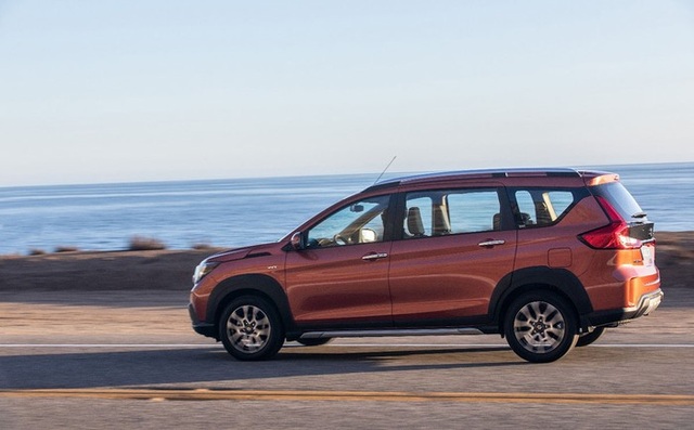 Khách hàng nhận được nhiều giá trị vượt trội khi mua Suzuki XL7 hoàn toàn mới - 2 Khách hàng nhận được nhiều giá trị vượt trội khi mua Suzuki XL7 hoàn toàn mới - 2