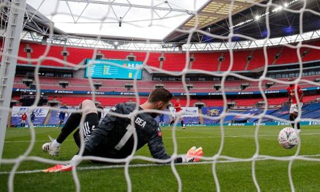 Man Utd thất bại: De Gea không còn là để “nuông chiều” - 3 Man Utd thất bại: De Gea không còn là để “nuông chiều” - 3