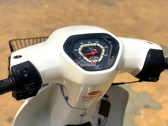 Honda Super Cub 110 cũ hàng hiếm giá hơn 100 triệu đồng - 3