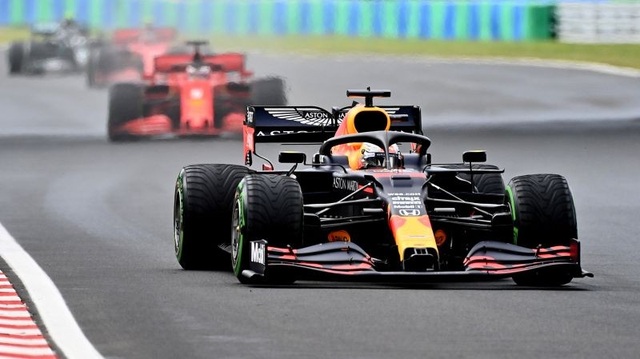 Lewis Hamilton cân bằng kỷ lục với huyền thoại Michael Schumacher - 12 Lewis Hamilton cân bằng kỷ lục với huyền thoại Michael Schumacher - 12