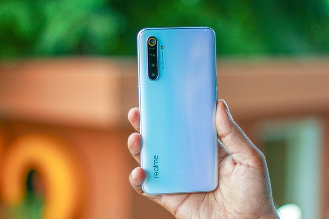 Loạt smartphone giảm giá tiền triệu đáng chú ý trong tháng 7 - 5 Loạt smartphone giảm giá tiền triệu đáng chú ý trong tháng 7 - 5