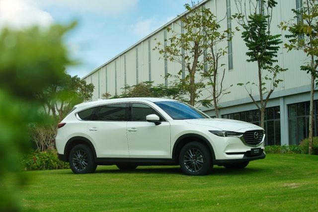 Mazda CX-8 giảm giá niêm yết, thách thức nhiều mẫu xe gầm cao - 3 Mazda CX-8 giảm giá niêm yết, thách thức nhiều mẫu xe gầm cao - 3
