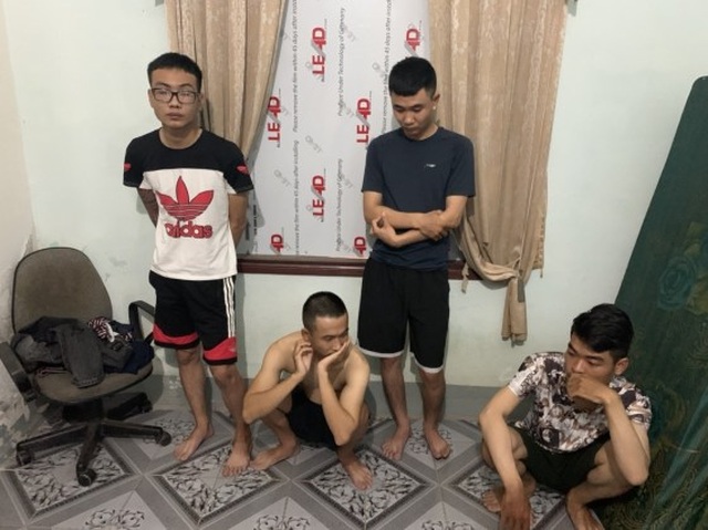 Triệt phá 4 tụ điểm chuyên cho vay nặng lãi - 2 Triệt phá 4 tụ điểm chuyên cho vay nặng lãi - 2