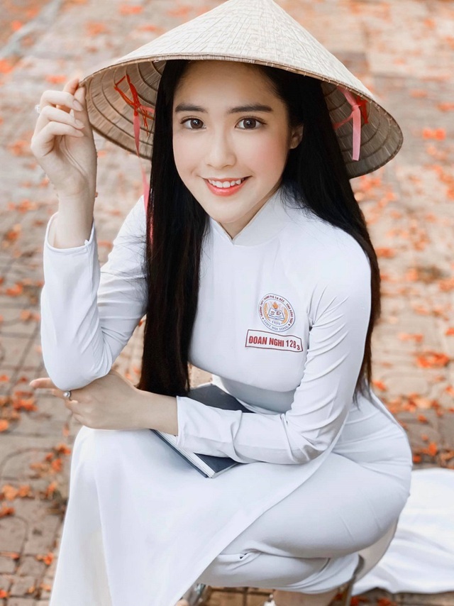 Những hot girl Việt sẽ bước vào kỳ thi tốt nghiệp THPT năm nay - 5 Những hot girl Việt sẽ bước vào kỳ thi tốt nghiệp THPT năm nay - 5