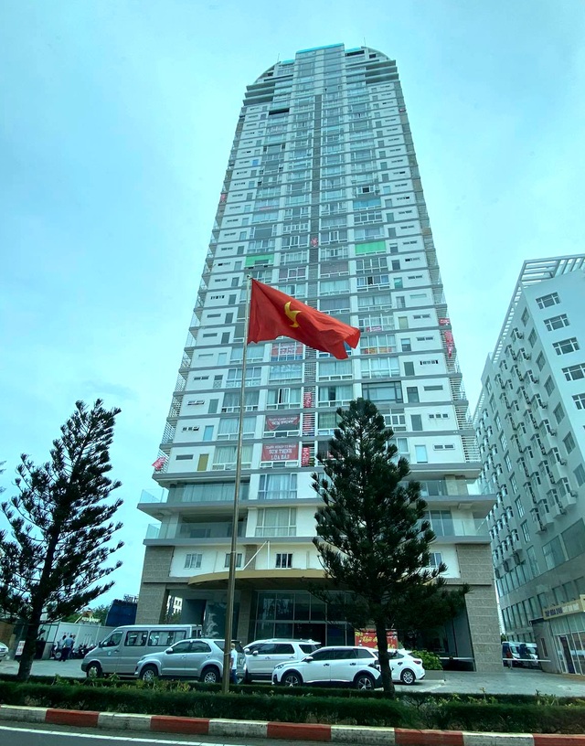 Vụ cấp giấy phép xây dựng vượt quy hoạch: Lộ diện thêm hàng loạt sai phạm! - 8 Vụ cấp giấy phép xây dựng vượt quy hoạch: Lộ diện thêm hàng loạt sai phạm! - 8