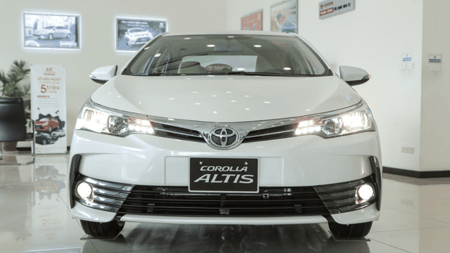 Sắp ra bản mới, đại lý Toyota giảm giá Corolla Altis hơn 170 triệu đồng - 1 Sắp ra bản mới, đại lý Toyota giảm giá Corolla Altis hơn 170 triệu đồng - 1