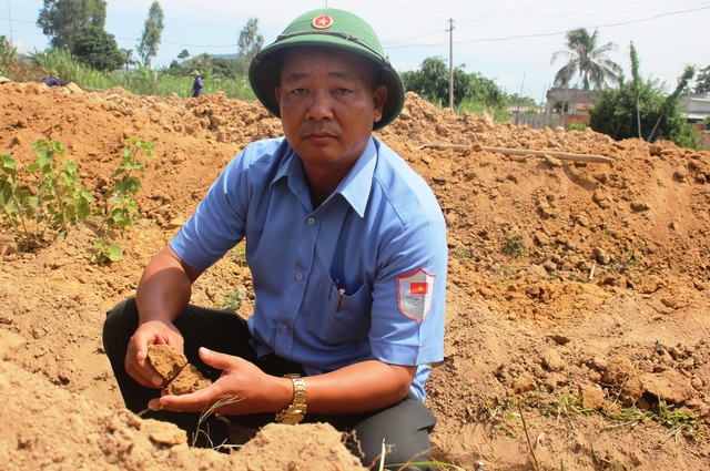 Bài 2: Những người “tù trưởng” với sứ mệnh thiêng liêng - 2 Bài 2: Những người “tù trưởng” với sứ mệnh thiêng liêng - 2