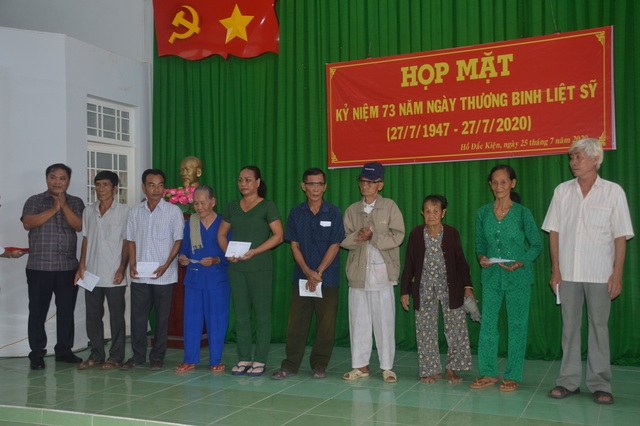 Nhiều hoạt động tri ân gia đình chính sách, người có công nhân ngày 27/7 - 6 Nhiều hoạt động tri ân gia đình chính sách, người có công nhân ngày 27/7 - 6