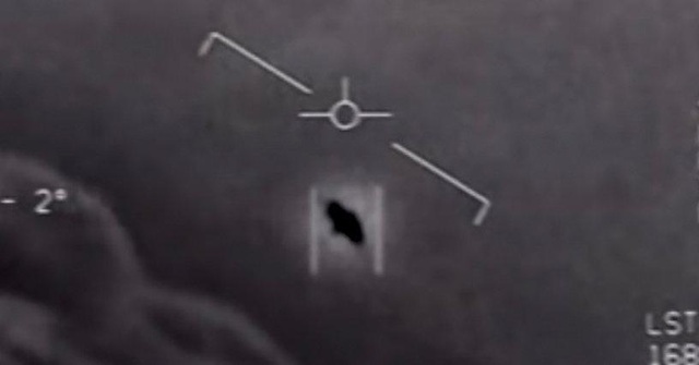 Nhóm nghiên cứu UFO bí mật của Lầu Năm Góc hiện vẫn hoạt động - 1