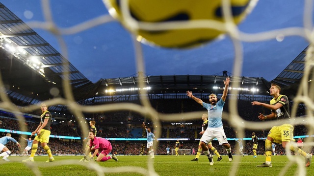 Những khoảnh khắc ấn tượng nhất Premier League 2019/20 - 18 Những khoảnh khắc ấn tượng nhất Premier League 2019/20 - 18