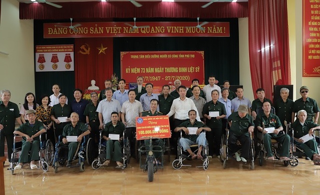 BHXH Việt Nam tri ân người có công tại tỉnh Phú Thọ - 1 BHXH Việt Nam tri ân người có công tại tỉnh Phú Thọ - 1