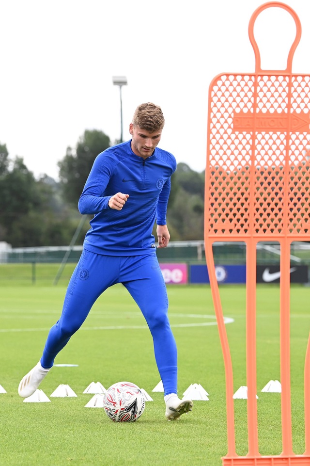 Timo Werner tập buổi đầu tiên cùng Chelsea - 4 Timo Werner tập buổi đầu tiên cùng Chelsea - 4