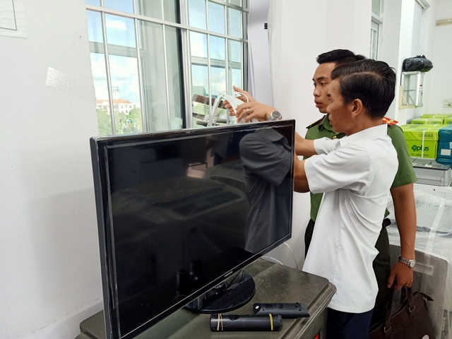 “Nếu giãn cách vì dịch Covid-19, vẫn đảm bảo đủ phòng thi, nhân lực” - 2 “Nếu giãn cách vì dịch Covid-19, vẫn đảm bảo đủ phòng thi, nhân lực” - 2