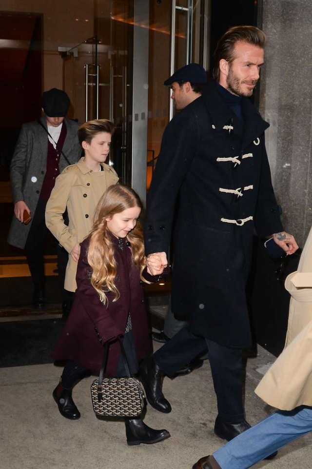 “Công chúa nhà Beckham” đã lớn và biết làm điệu như thế này... - 9 “Công chúa nhà Beckham” đã lớn và biết làm điệu như thế này... - 9