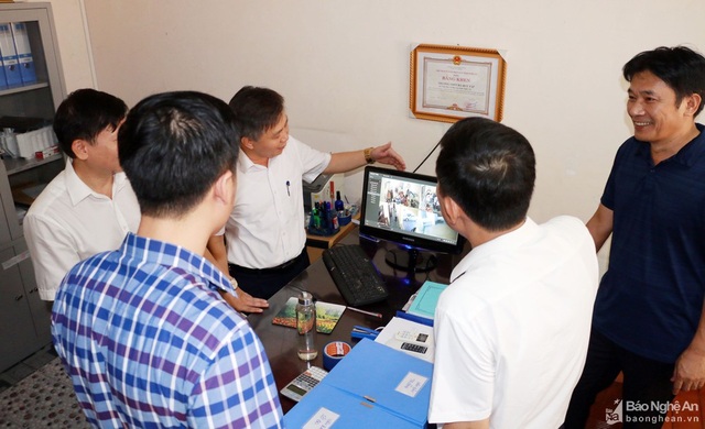 Gấp rút chuẩn bị thi tốt nghiệp THPT, sẵn sàng ứng phó dịch bệnh Covid-19 - 6 Gấp rút chuẩn bị thi tốt nghiệp THPT, sẵn sàng ứng phó dịch bệnh Covid-19 - 6