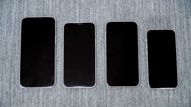 Xuất hiện mô hình 4 chiếc iPhone 12 tại Việt Nam - 5 Xuất hiện mô hình 4 chiếc iPhone 12 tại Việt Nam - 5
