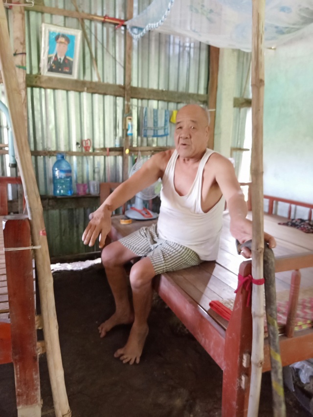 Hoàn cảnh đau nhói của người cựu binh với nhiều vết thương chiến tranh - 1 Hoàn cảnh đau nhói của người cựu binh với nhiều vết thương chiến tranh - 1